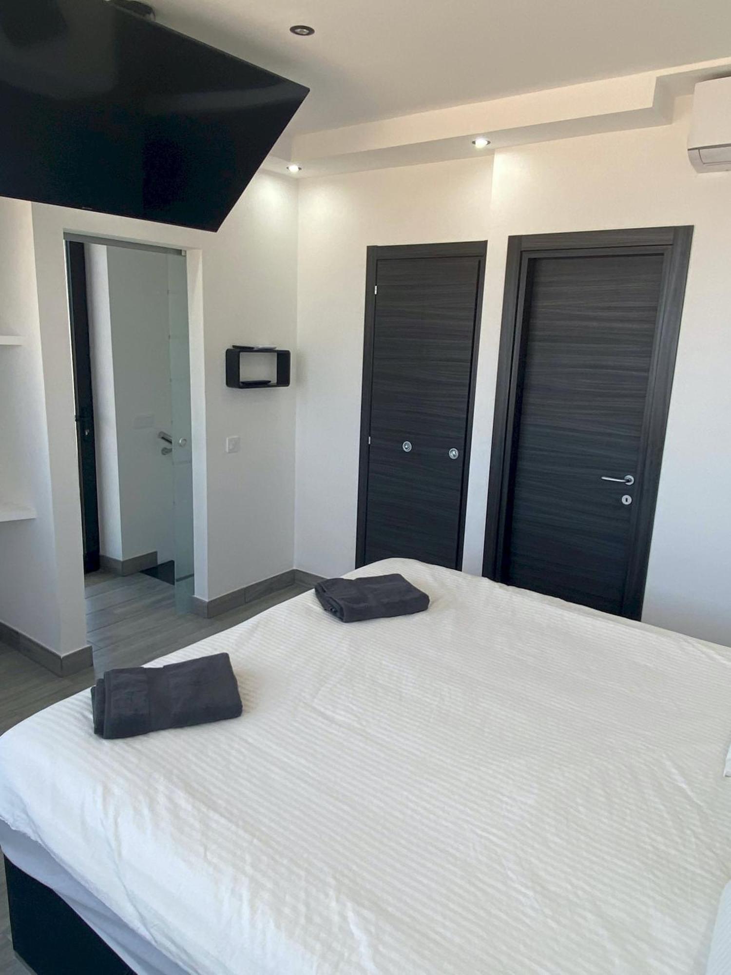 Villa Poseidon Corralejo With Private Heated Pool, Sauna And Stunning Volcano Views By Amazzzing Travel Esterno foto